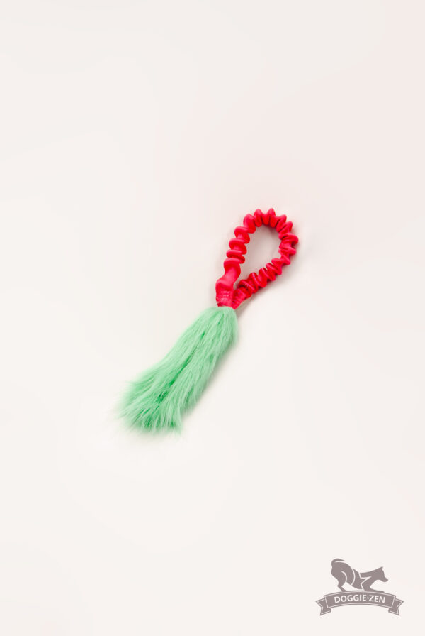 Doggie-Zen - Bungee Pocket Fake Fur Tug - Afbeelding 2